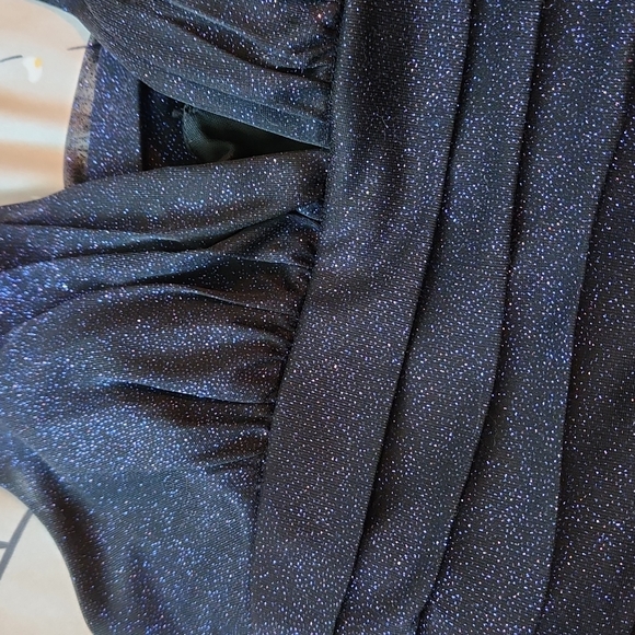 Sparkley Bodycon Dress - Picture 2 of 8